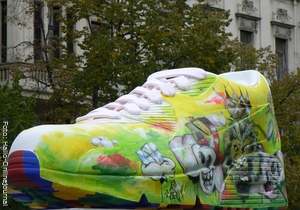 Sneaker - Vom Turnschuh zum Kultschuh
