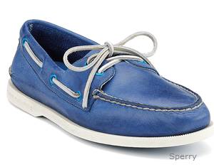 Segelschuhe, auch Bootsschuhe genannt sind Klassiker, die nie aus der Mode kommen