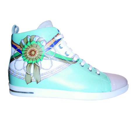 Sneaker in sommerlichem Mint von Bogner