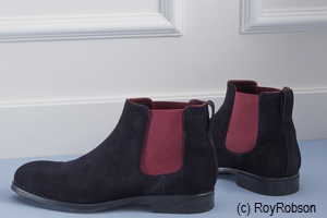 Modebewusste Männer können sich bei Roy Robson jetzt von Kopf bis Fuss stilvoll einkleiden. Der Lüneburger Herren-Spezialist bietet seinen Kunden passende Schuhe  zu den Fashion-Linien.