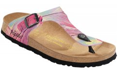 Seit Luxus-Marken ihre Models mit Sandalen im Birkenstock-Look<br />auf dem Laufsteg zeigten und Promis sich zur Fangemeinde der Gesundheits-Sandale bekennen, erleben die bequemen Treter einen nie dagewesenen Hype. Zum Wohlbefinden der Füße wurden einige Modelle mit zusätzlichen 