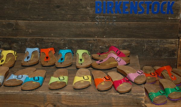 Birkenstock in Knallfarben und Lack